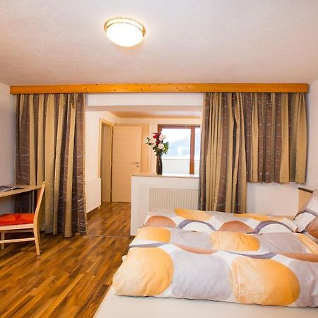 Familienferienhaus Florentine Längenfeld Kültér fotó